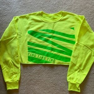 Cropped Streetwear Sweatshirt Size L